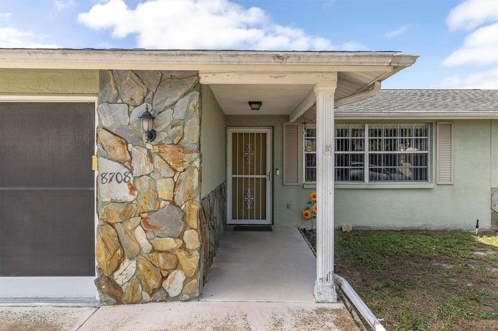 8708 BRIAR PATCH DRIVE