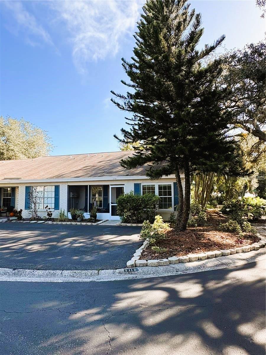Photo of 1110 Thayer Street, Safety Harbor, FL 34695 (MLS # TB8559424)