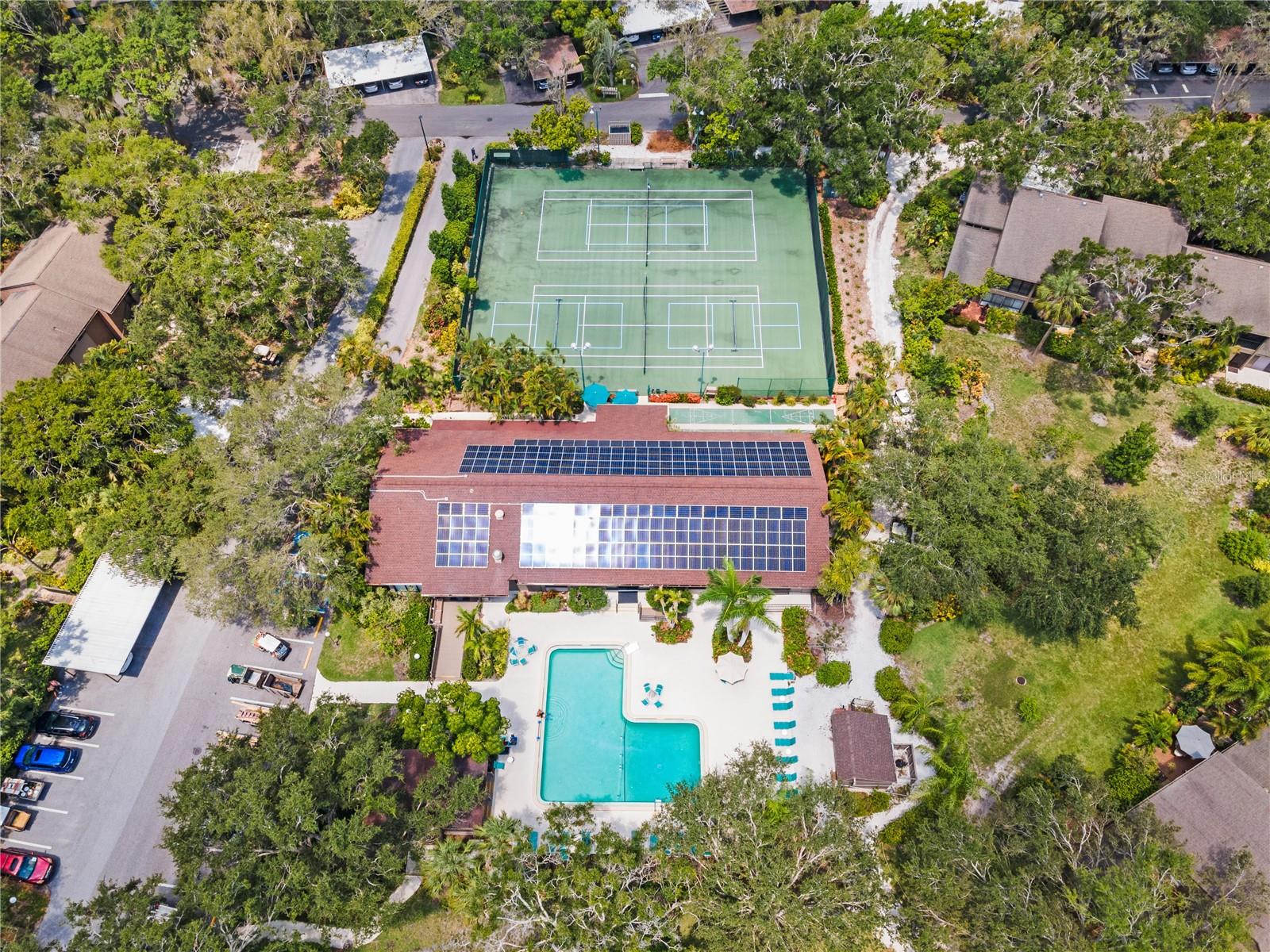 PELICAN COVE X - Residential