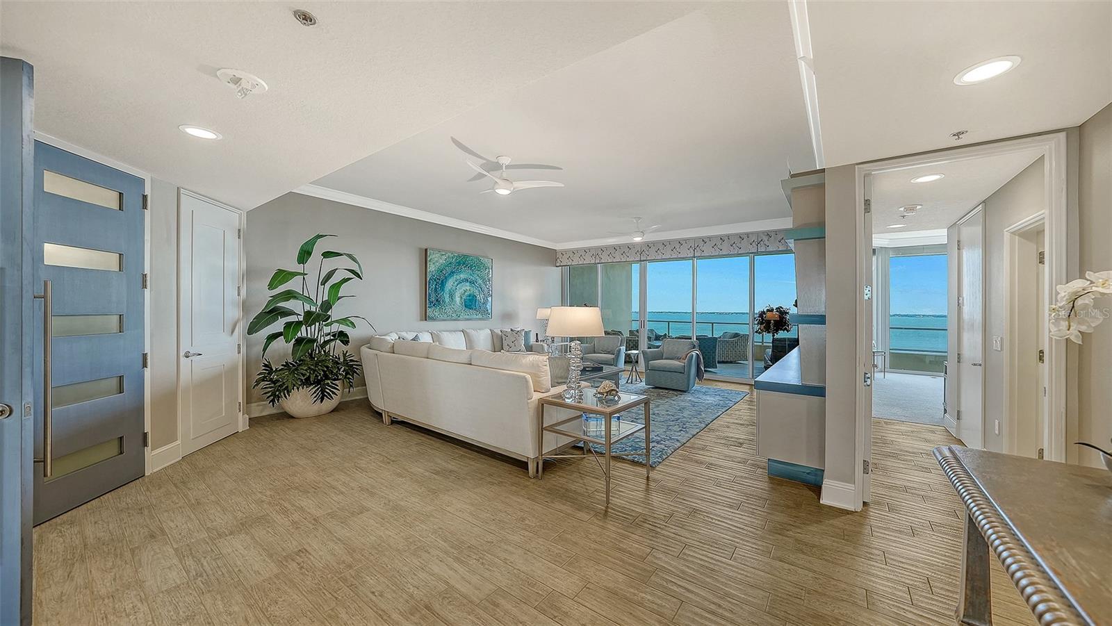 GRAND BAY 2 - Residential