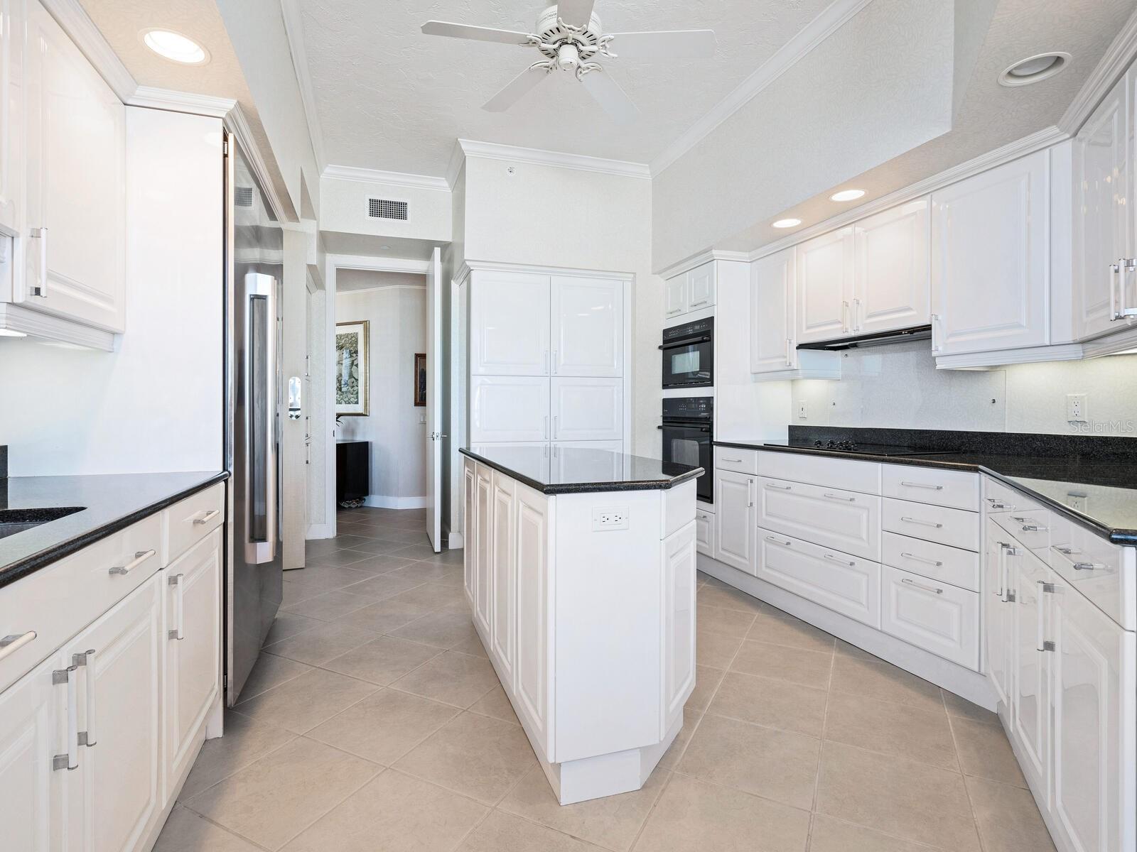 WATER CLUB II/LONGBOAT KEY - Residential