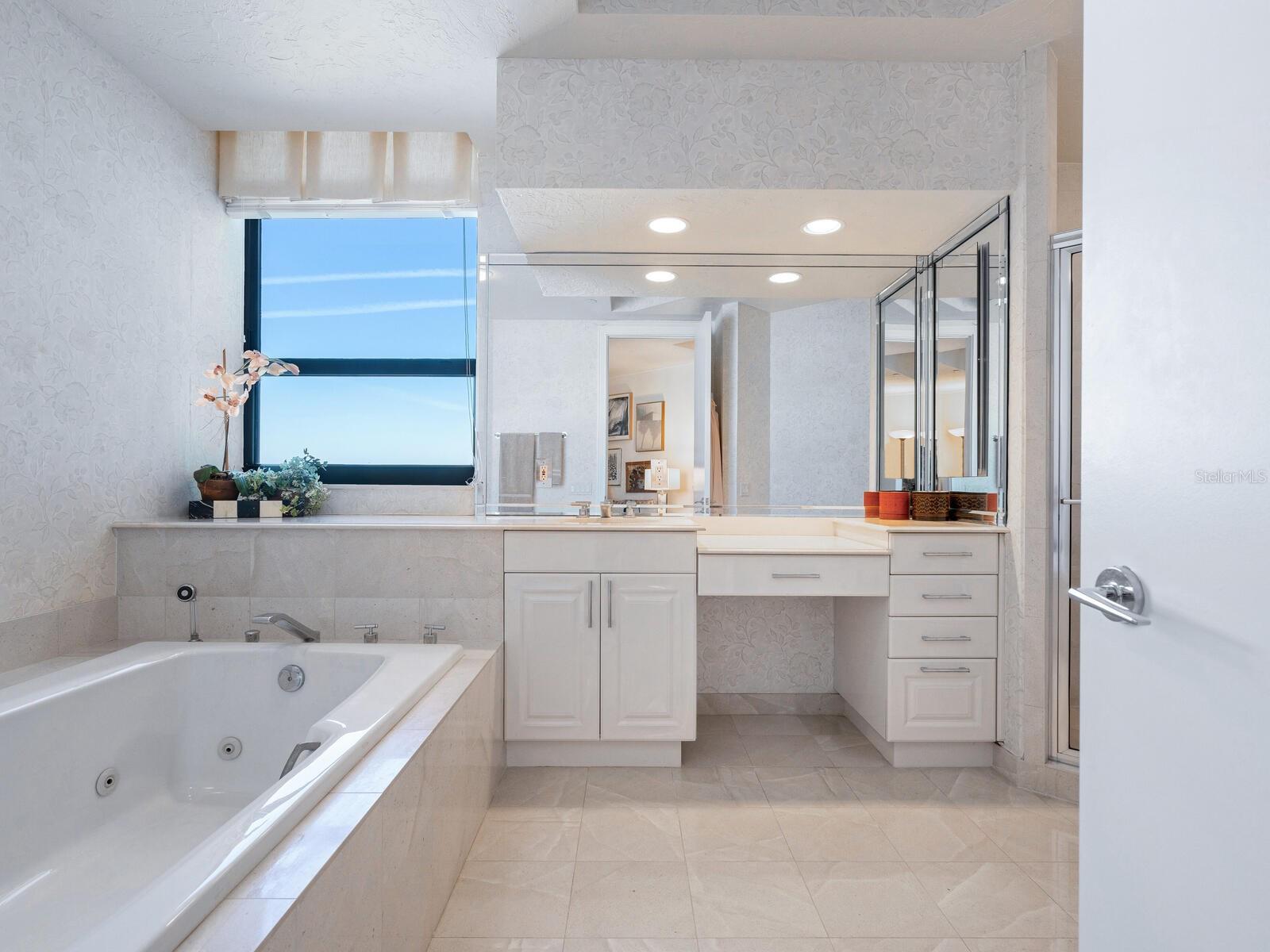 WATER CLUB II/LONGBOAT KEY - Residential