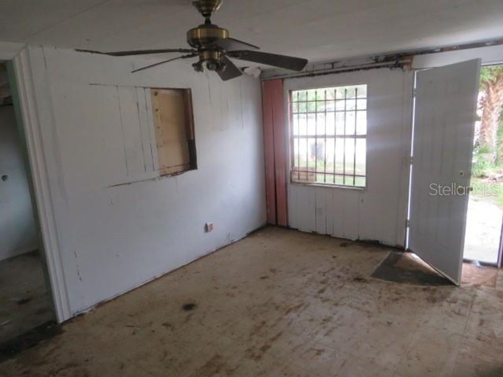 Photo of 1785 42nd Street S, St Petersburg, FL 33711 (MLS # TB8442332)