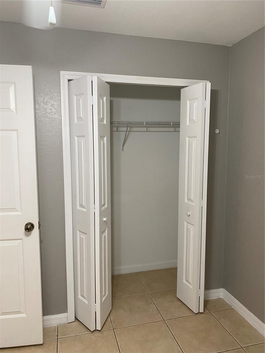 RIVERCREST PH 1B4 - Residential Lease