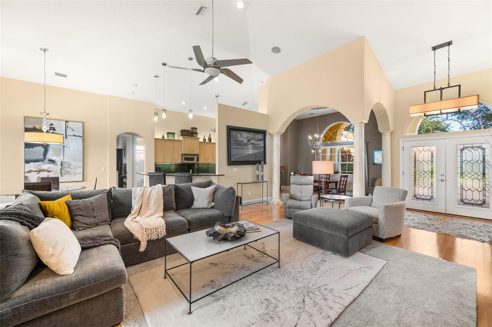 12 OAK VIEW CIRCLE E
