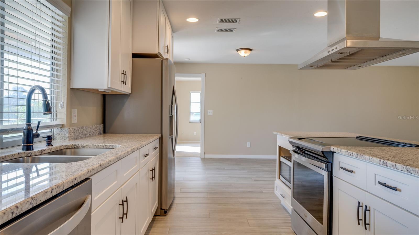 1128 SE 29TH TERRACE