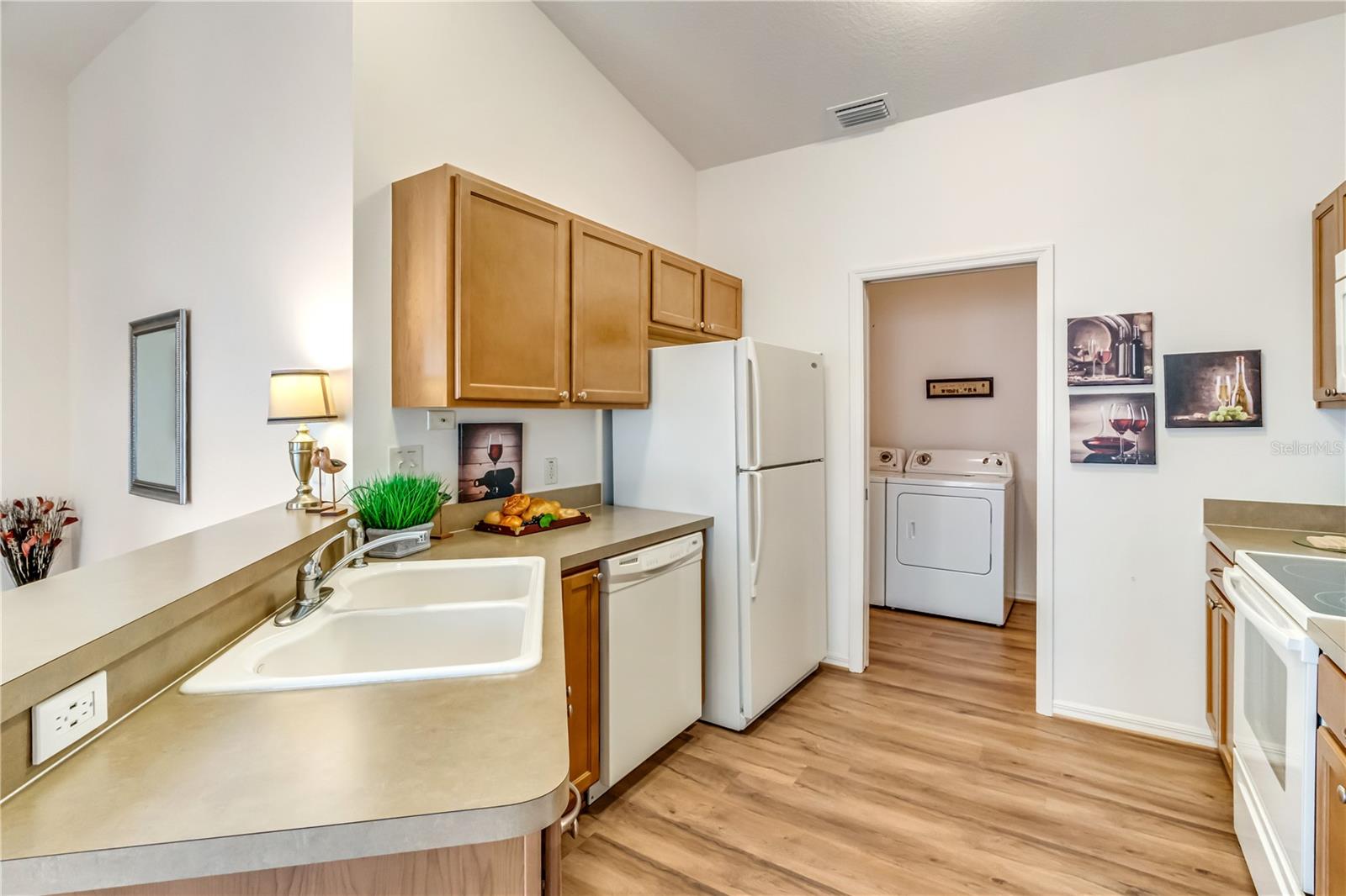 VILLAGES OF SUMTER APALACHEE VILLAS - Residential