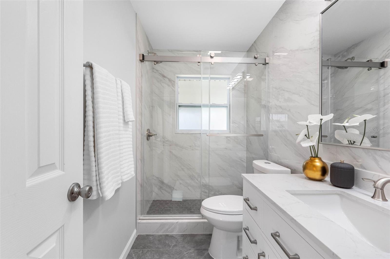 HI-RIDGE ESTATES 1ST ADD - Residential