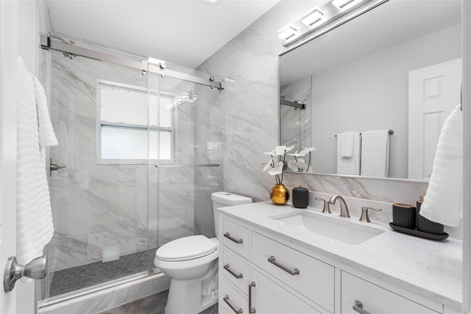 HI-RIDGE ESTATES 1ST ADD - Residential