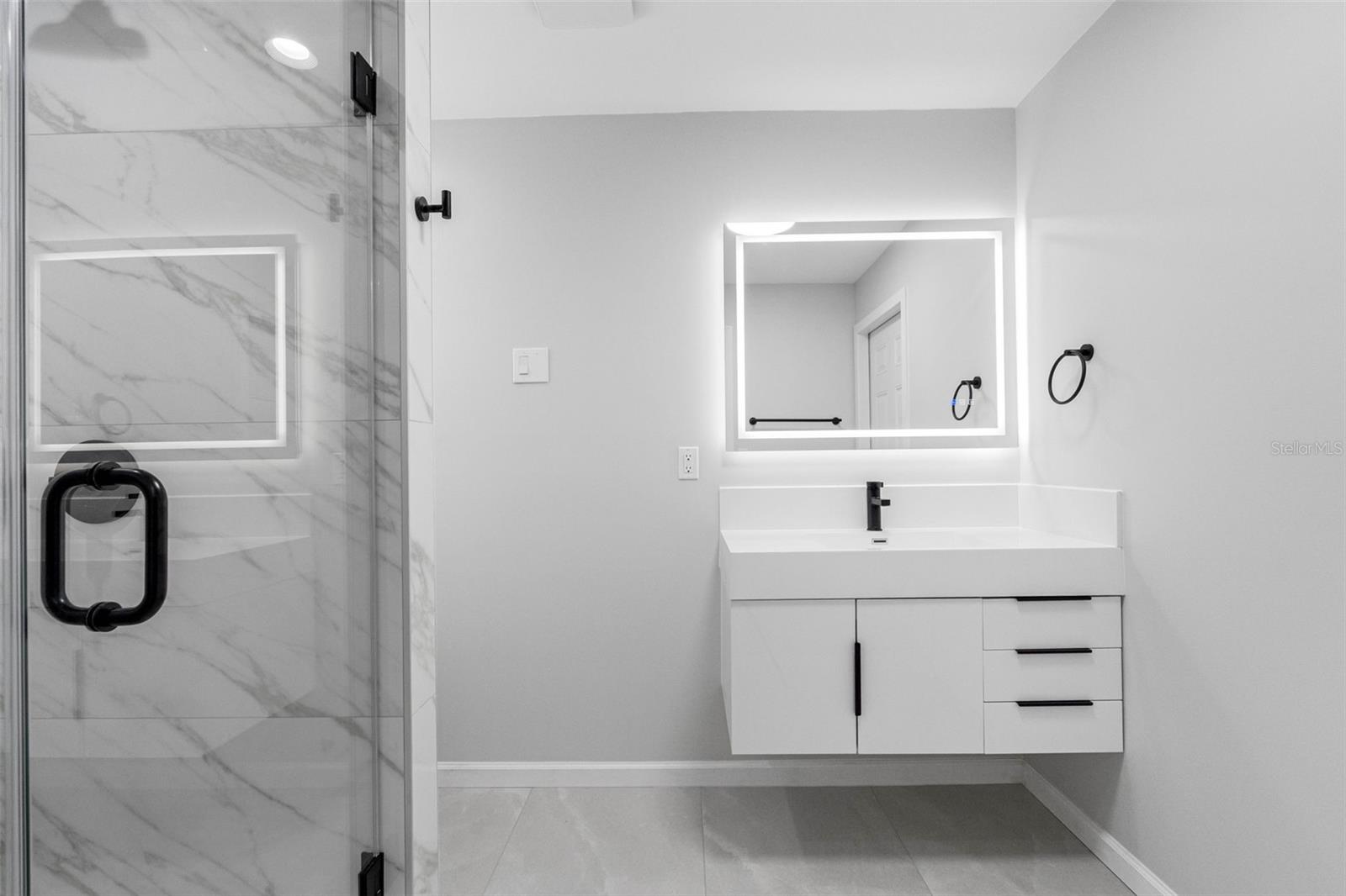 HI-RIDGE ESTATES 1ST ADD - Residential