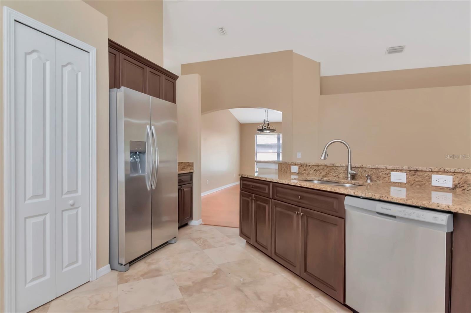 CONCORD STATION PH 01 UNITS C D E & F - Residential