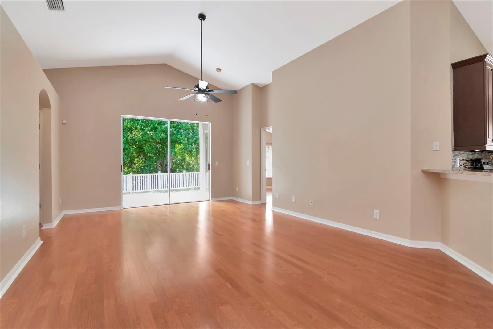 CONCORD STATION PH 01 UNITS C D E & F - Residential