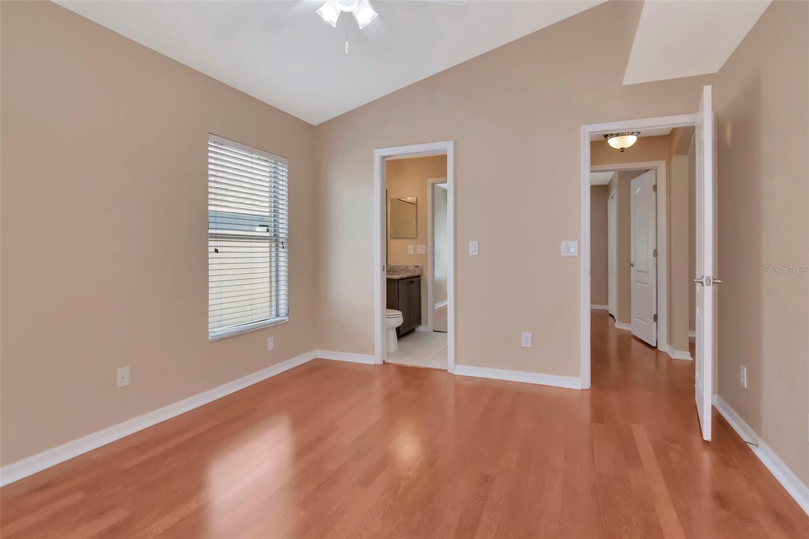 CONCORD STATION PH 01 UNITS C D E & F - Residential