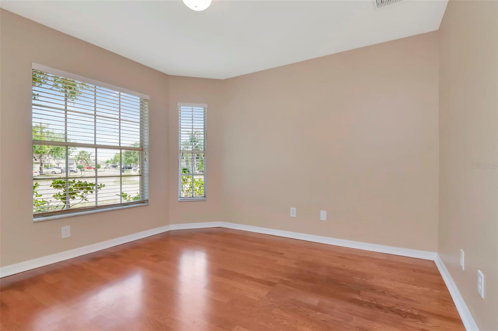 CONCORD STATION PH 01 UNITS C D E & F - Residential