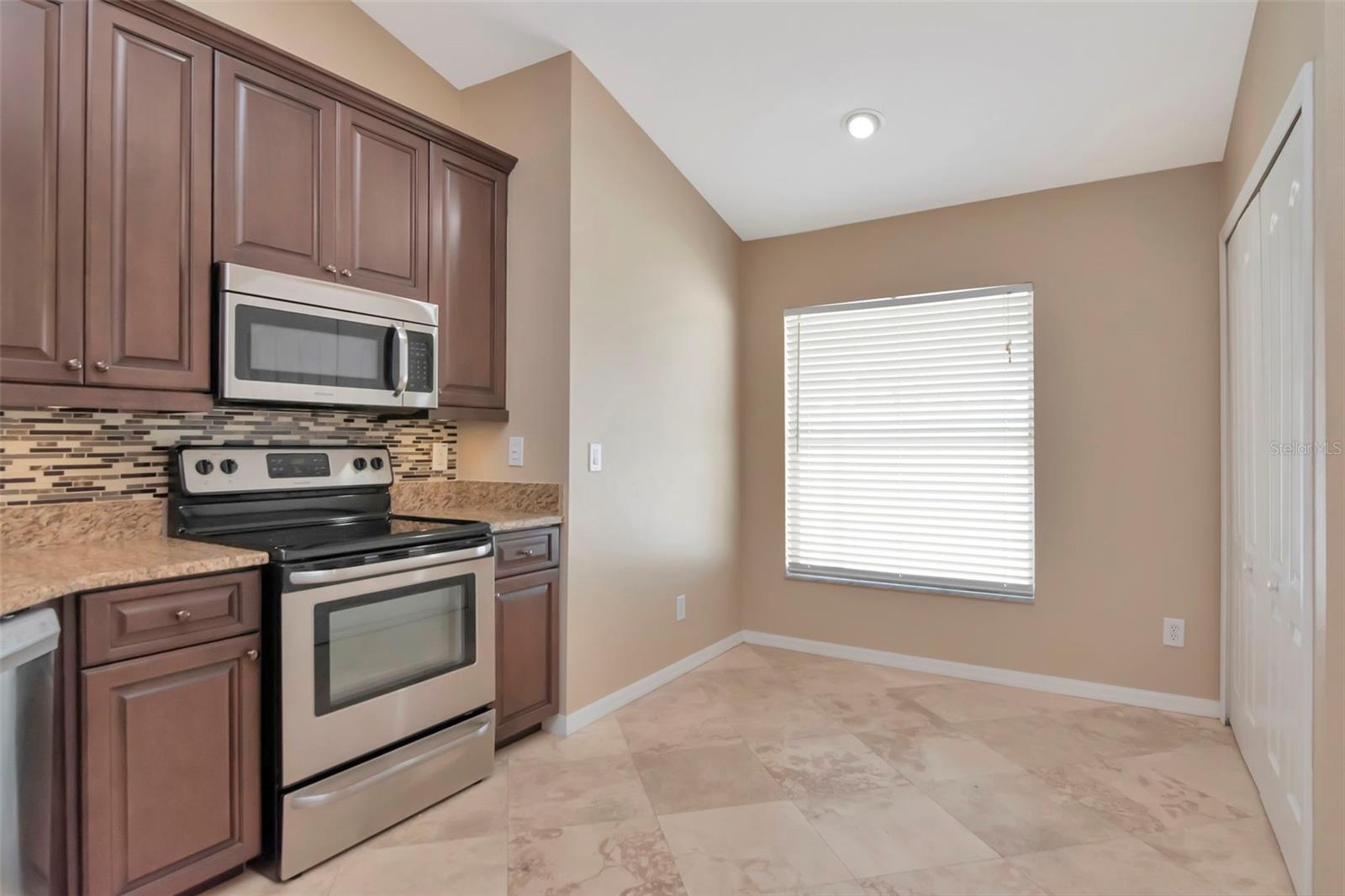 CONCORD STATION PH 01 UNITS C D E & F - Residential