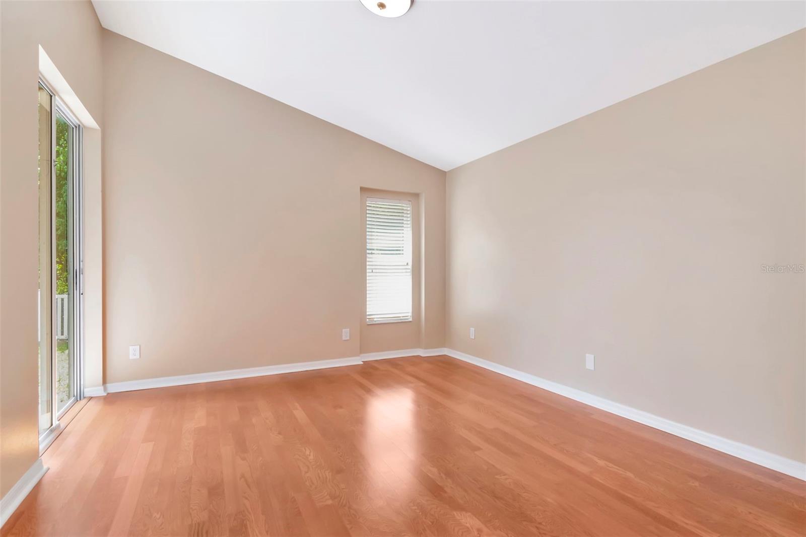 CONCORD STATION PH 01 UNITS C D E & F - Residential