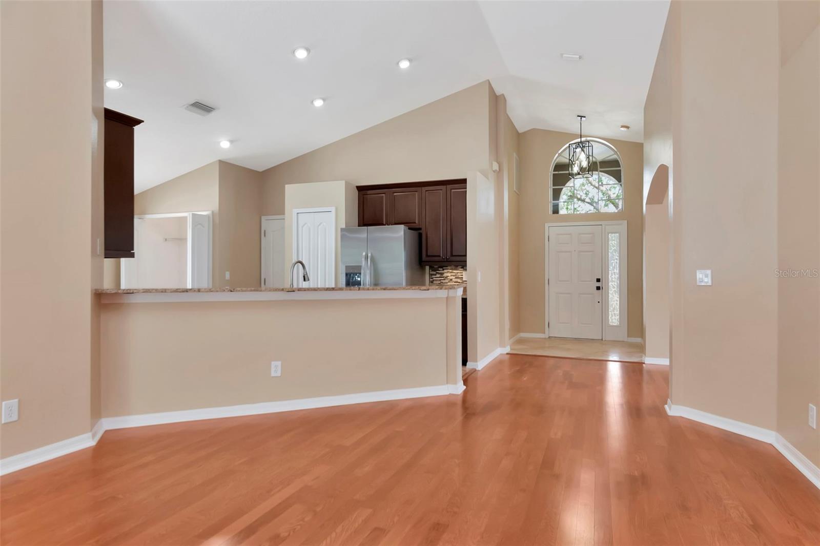 CONCORD STATION PH 01 UNITS C D E & F - Residential