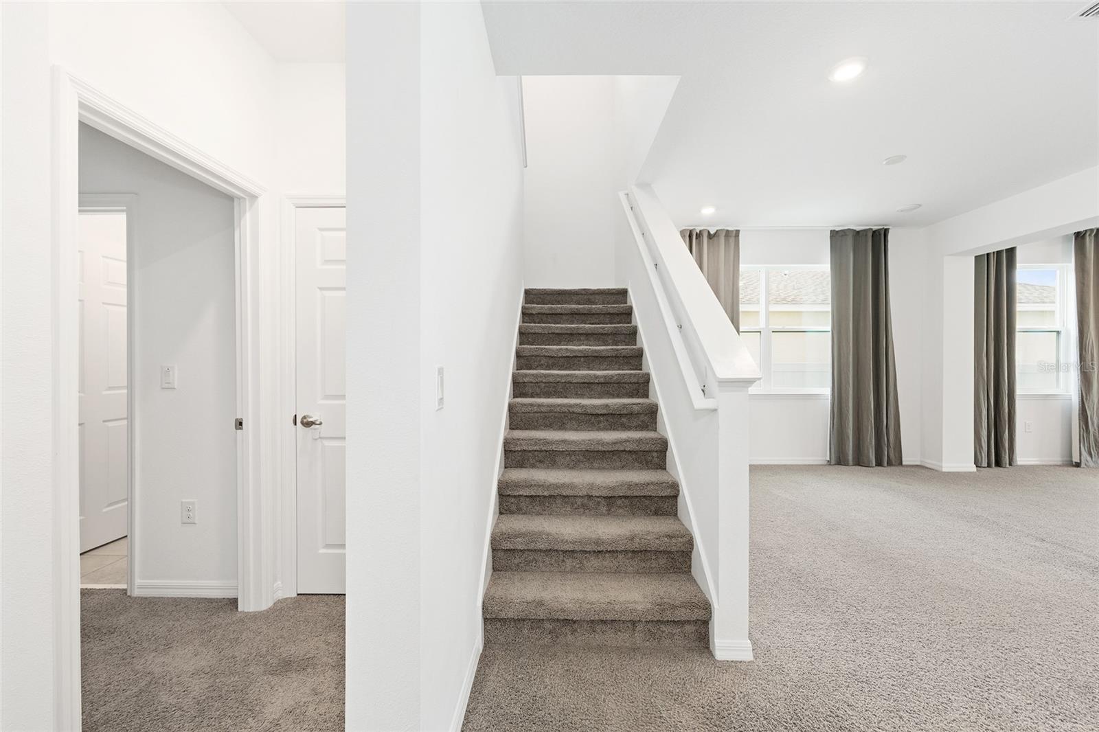 CALESA TOWNSHIP ROAN HILLS PH - Residential Lease