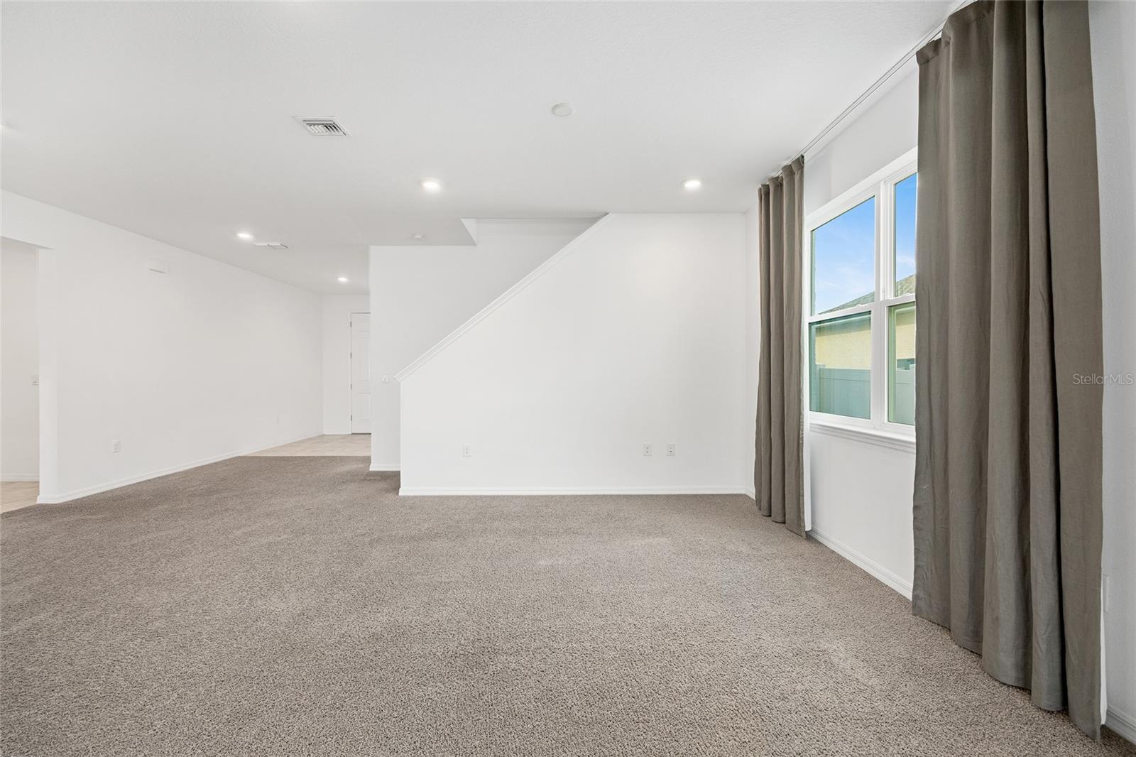 CALESA TOWNSHIP ROAN HILLS PH - Residential Lease