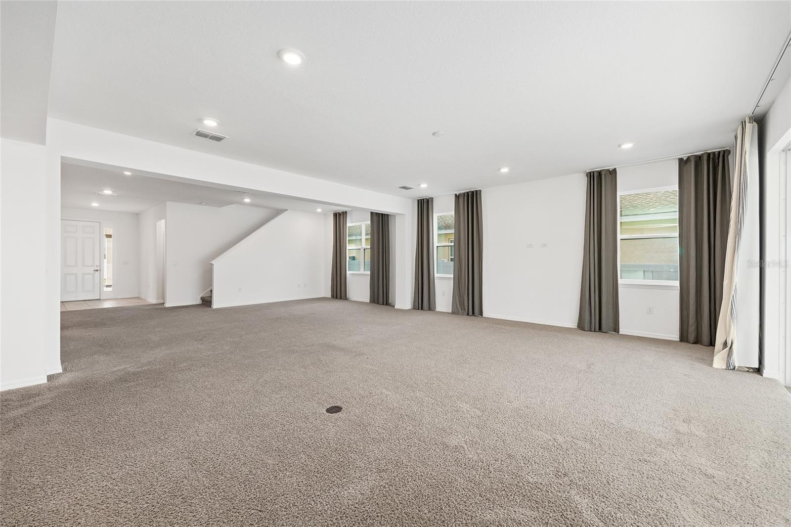CALESA TOWNSHIP ROAN HILLS PH - Residential Lease