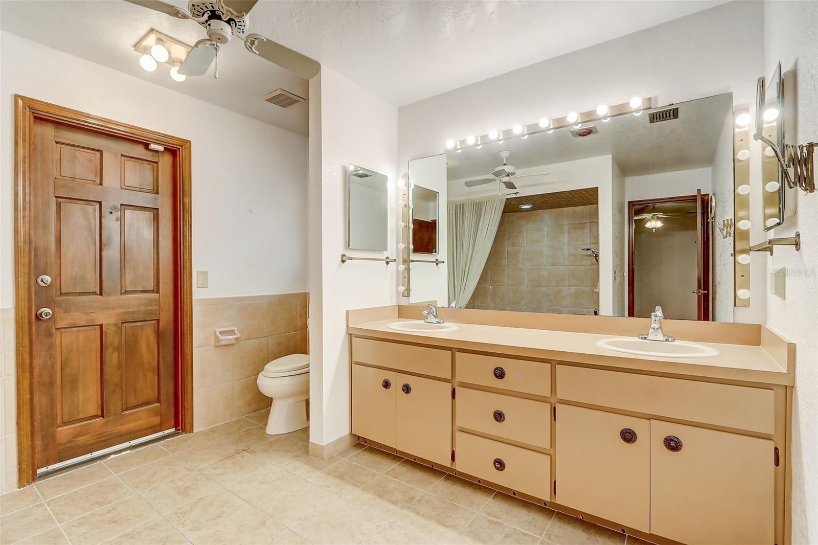 TUSCAWILLA UNIT 09-B - Residential