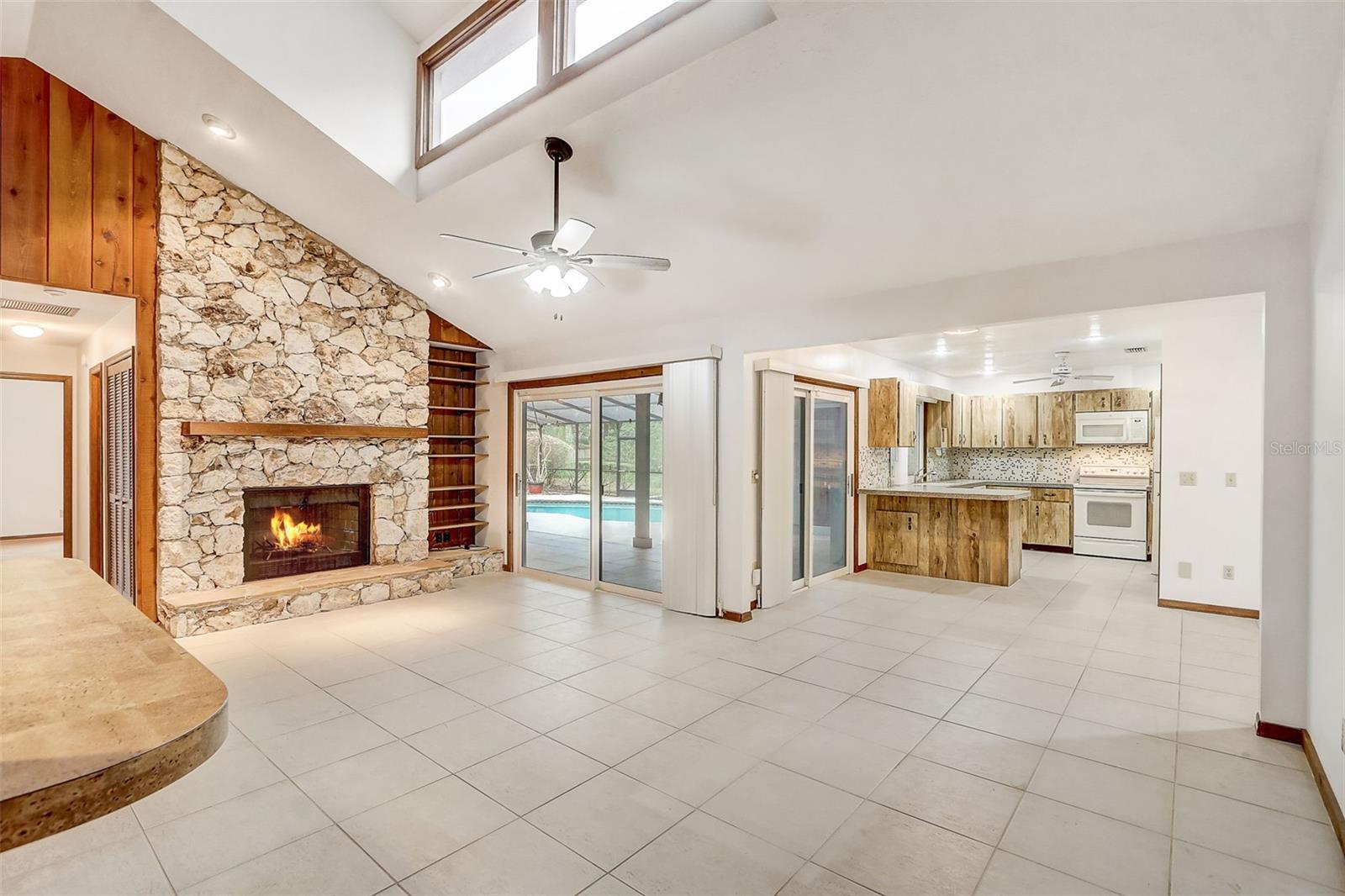 TUSCAWILLA UNIT 09-B - Residential