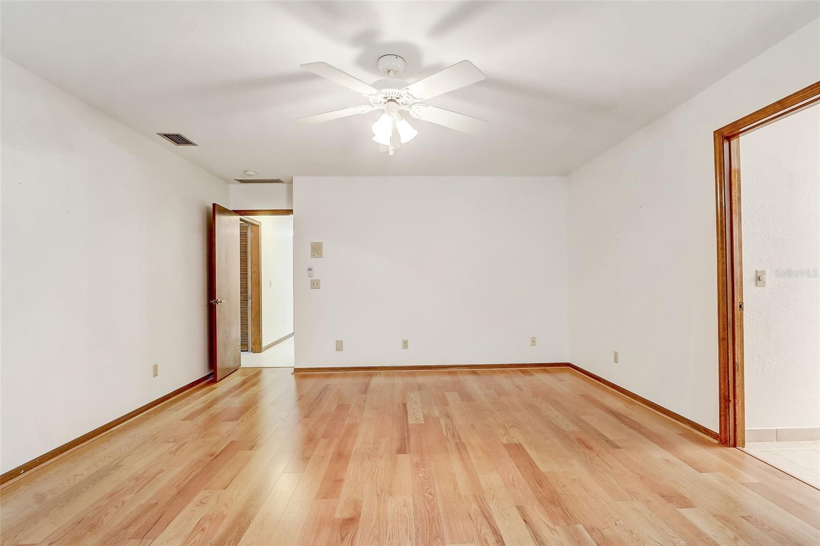 TUSCAWILLA UNIT 09-B - Residential