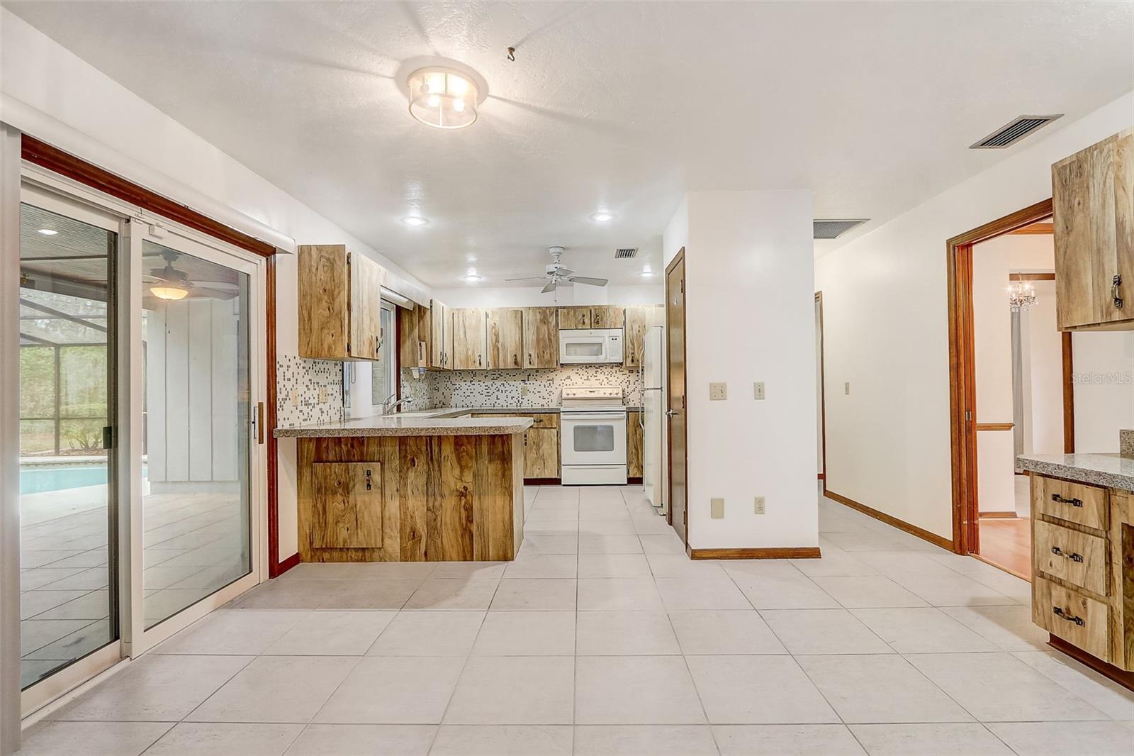 TUSCAWILLA UNIT 09-B - Residential