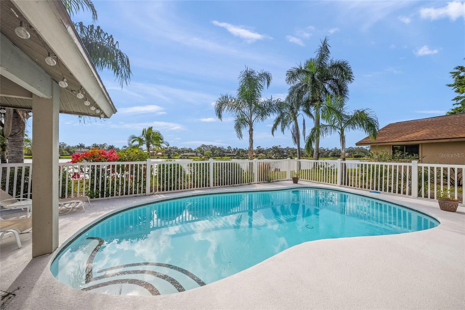 BENT TREE VILLAGE - Residential