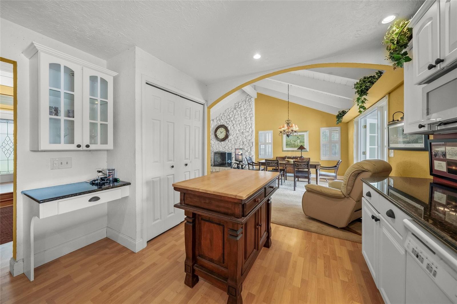 BENT TREE VILLAGE - Residential