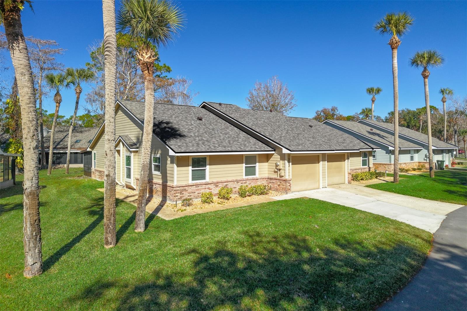 HAWKS LANDING AT PELICAN BAY CONDO PH 01-06 AMD 01 - Residential