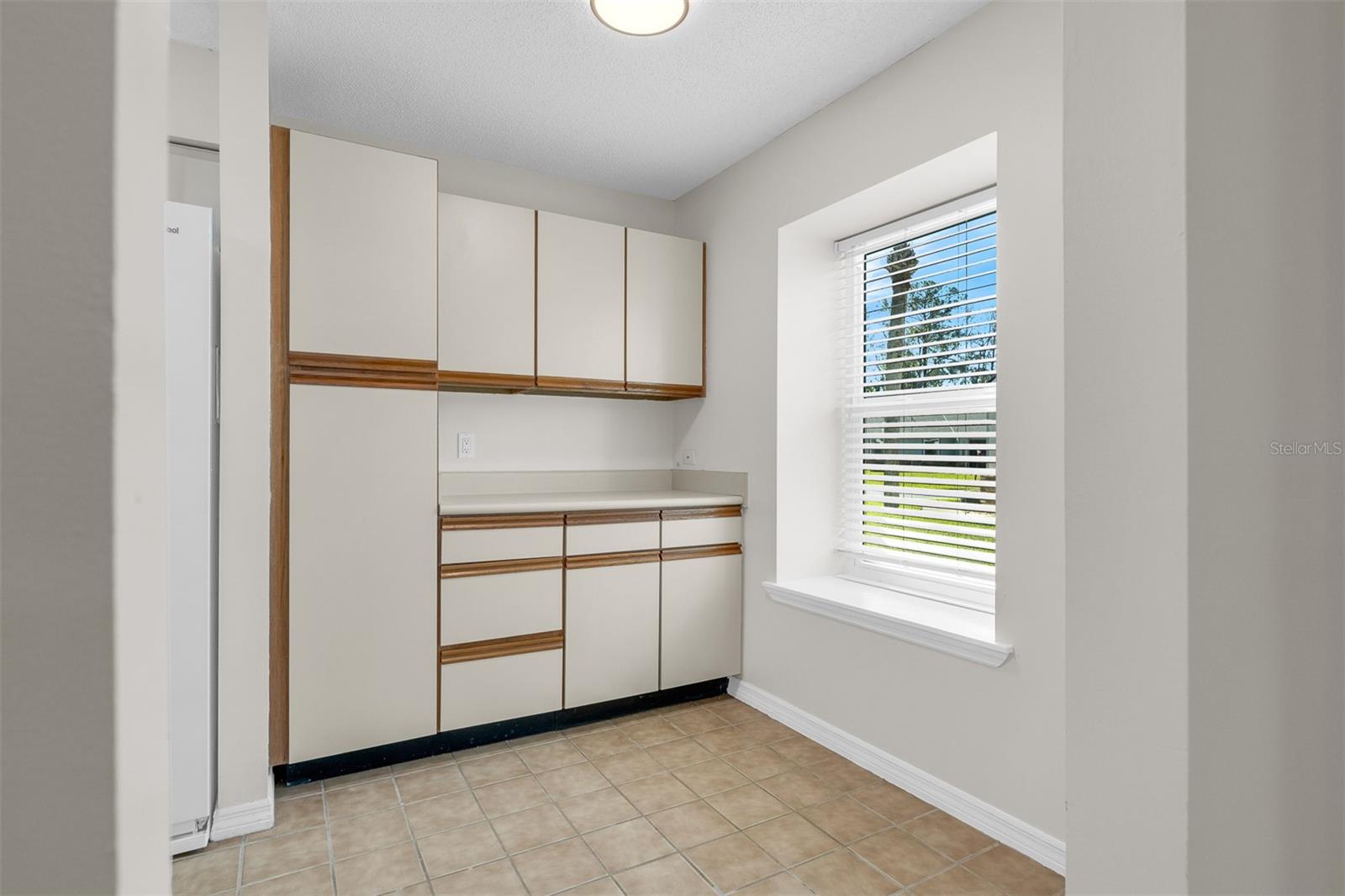 HAWKS LANDING AT PELICAN BAY CONDO PH 01-06 AMD 01 - Residential