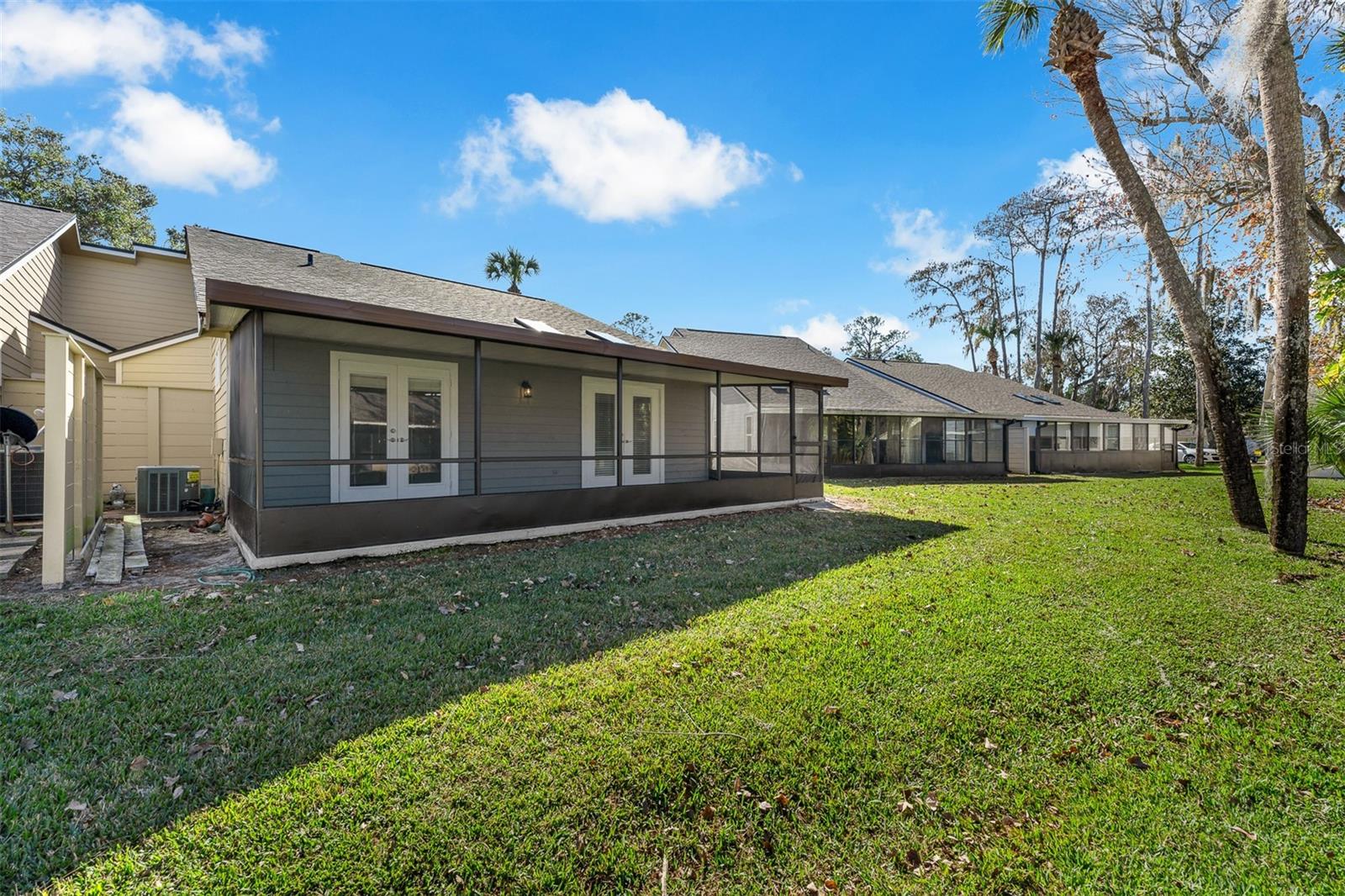 HAWKS LANDING AT PELICAN BAY CONDO PH 01-06 AMD 01 - Residential