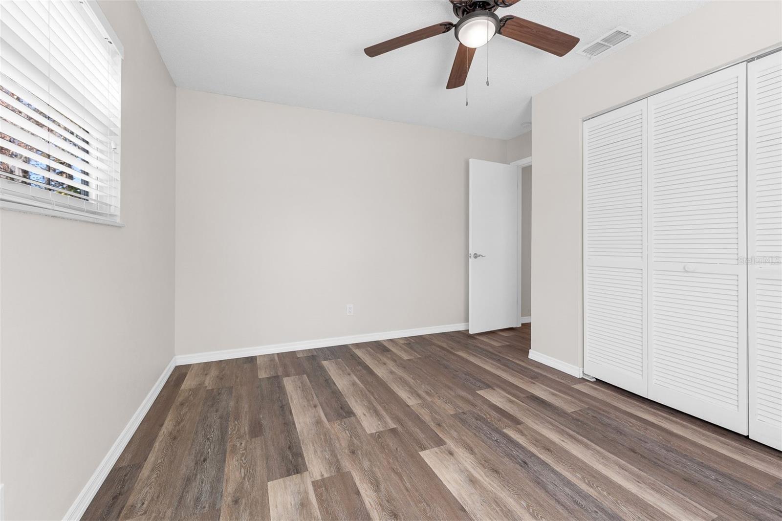 HAWKS LANDING AT PELICAN BAY CONDO PH 01-06 AMD 01 - Residential