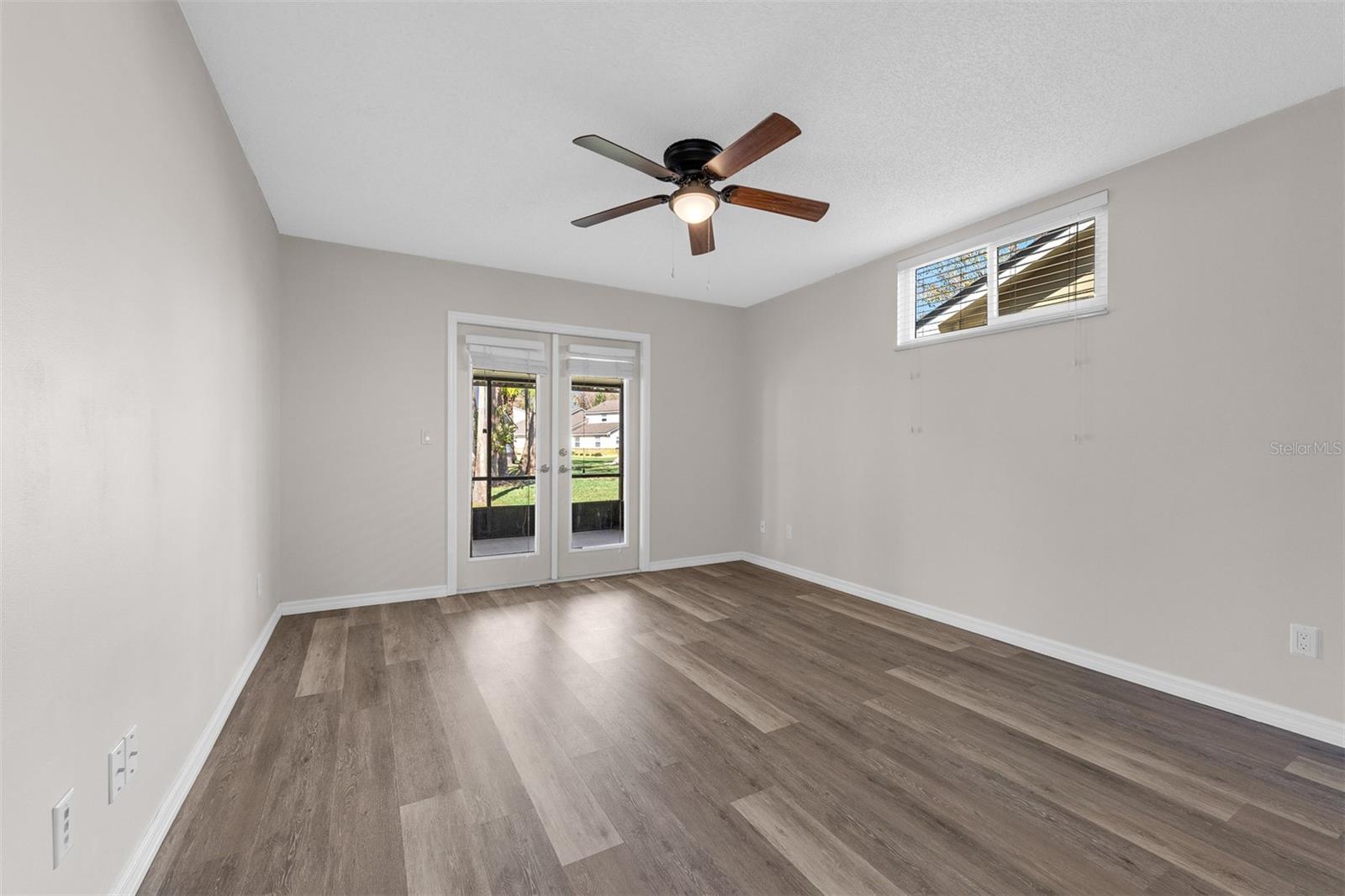 HAWKS LANDING AT PELICAN BAY CONDO PH 01-06 AMD 01 - Residential