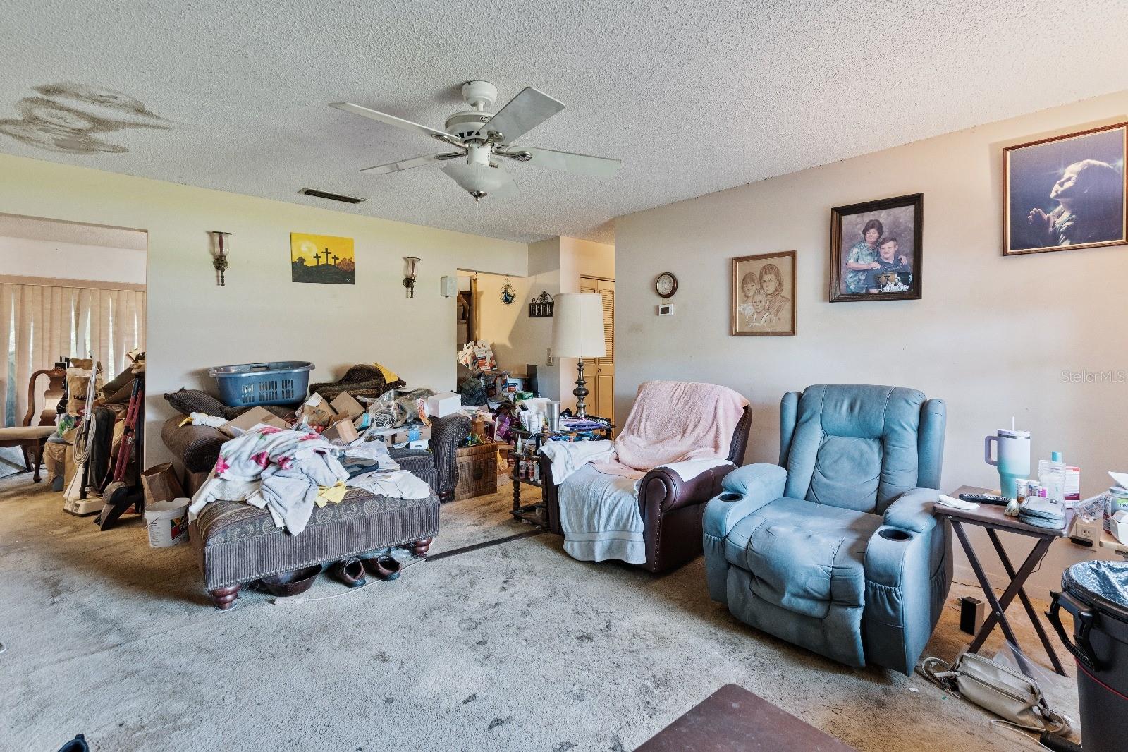 COQUINA HILLS 1ST ADD - Residential