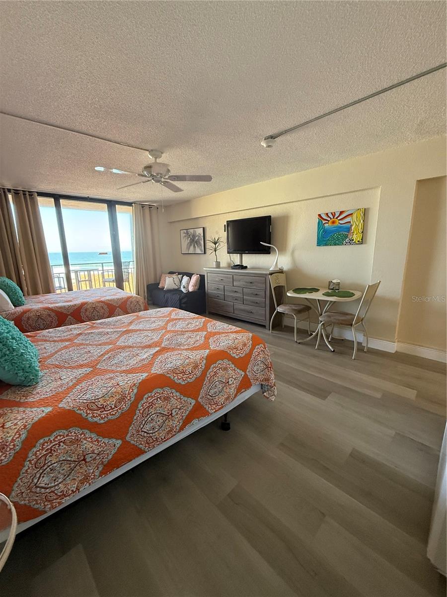 HAWAIIAN INN LC - Residential