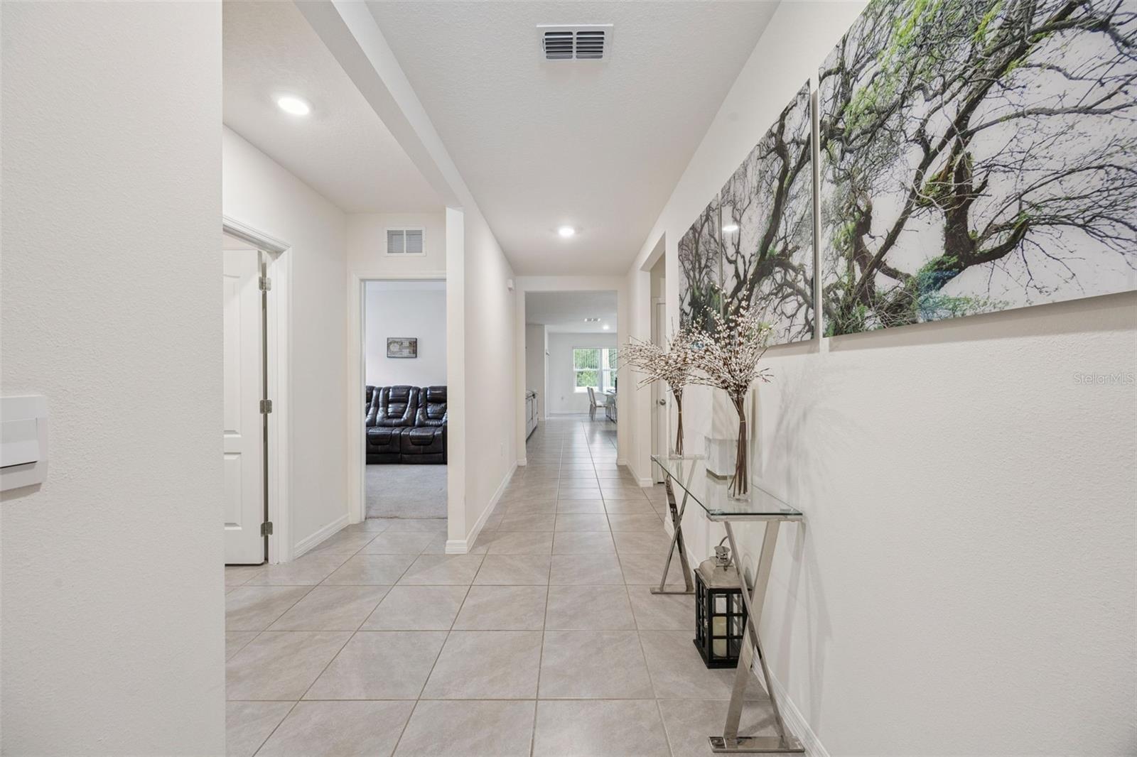 LAKE CHARLES RESIDENCE / CHARLES COVE - Residential