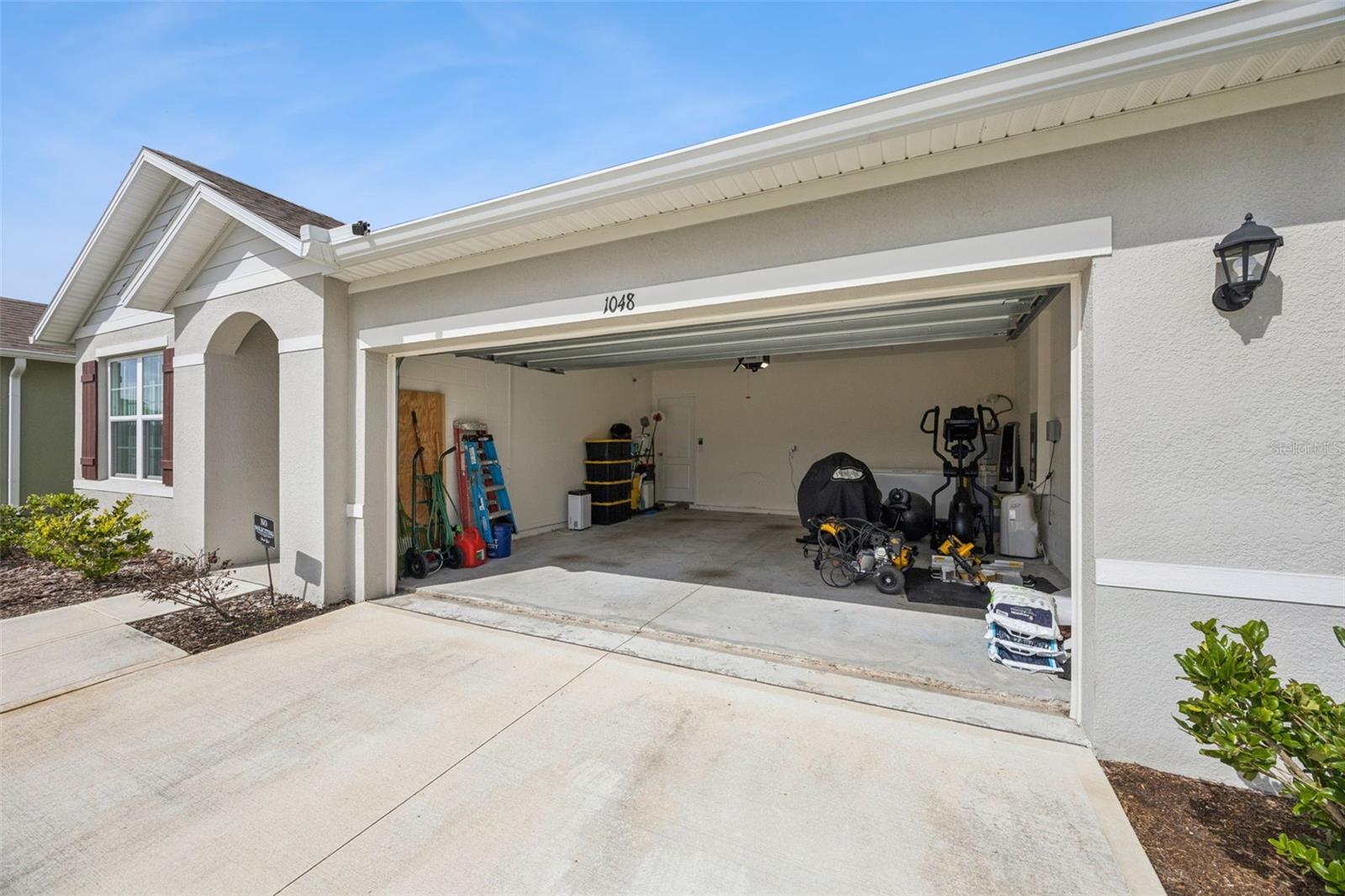 LAKE CHARLES RESIDENCE / CHARLES COVE - Residential