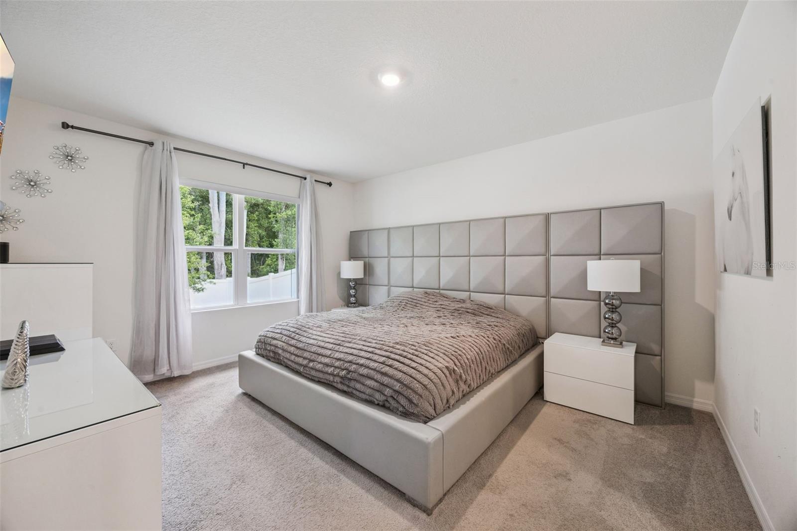 LAKE CHARLES RESIDENCE / CHARLES COVE - Residential