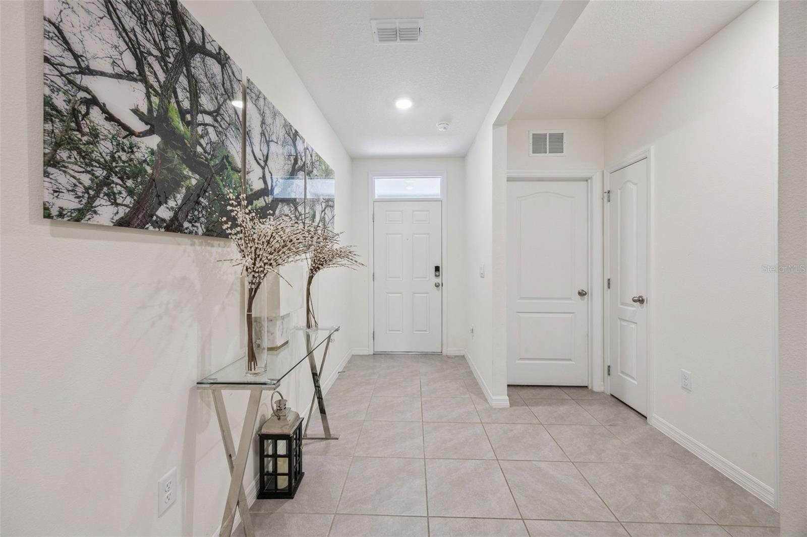 LAKE CHARLES RESIDENCE / CHARLES COVE - Residential