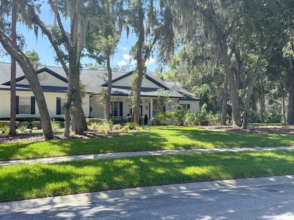 Photo of 5806 Audubon Manor Boulevard, Lithia, FL 33547 (MLS # TB8541910)