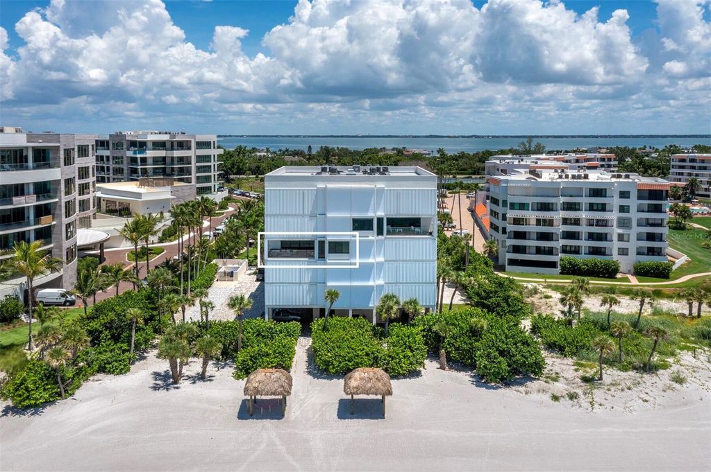 Photo of 1511 Gulf Of Mexico Drive #302, Longboat Key, FL 34228 (MLS # A4663390)