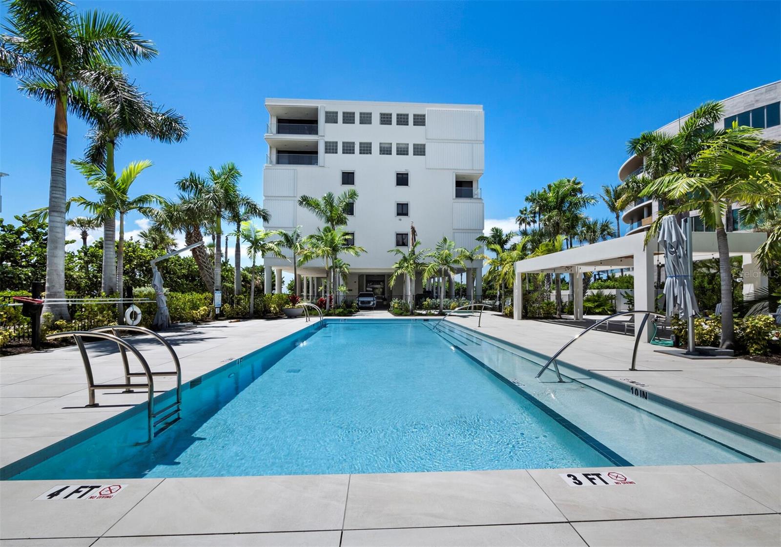 TENCON BEACH - Residential