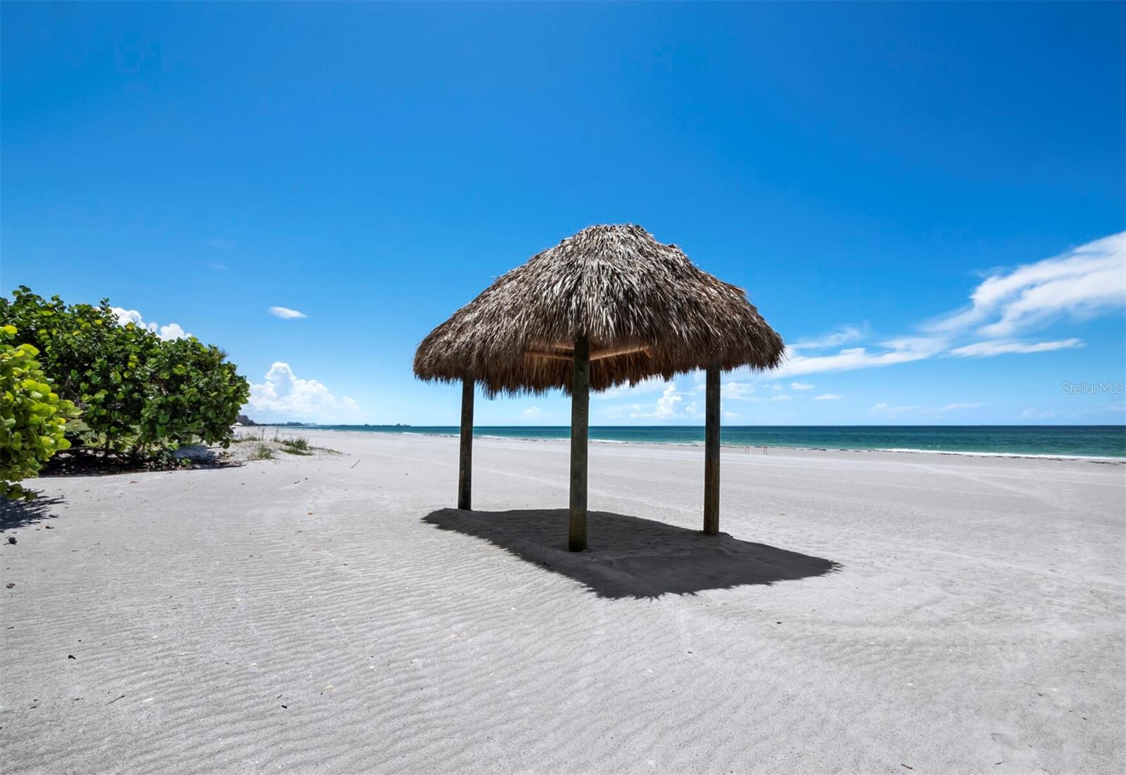 TENCON BEACH - Residential