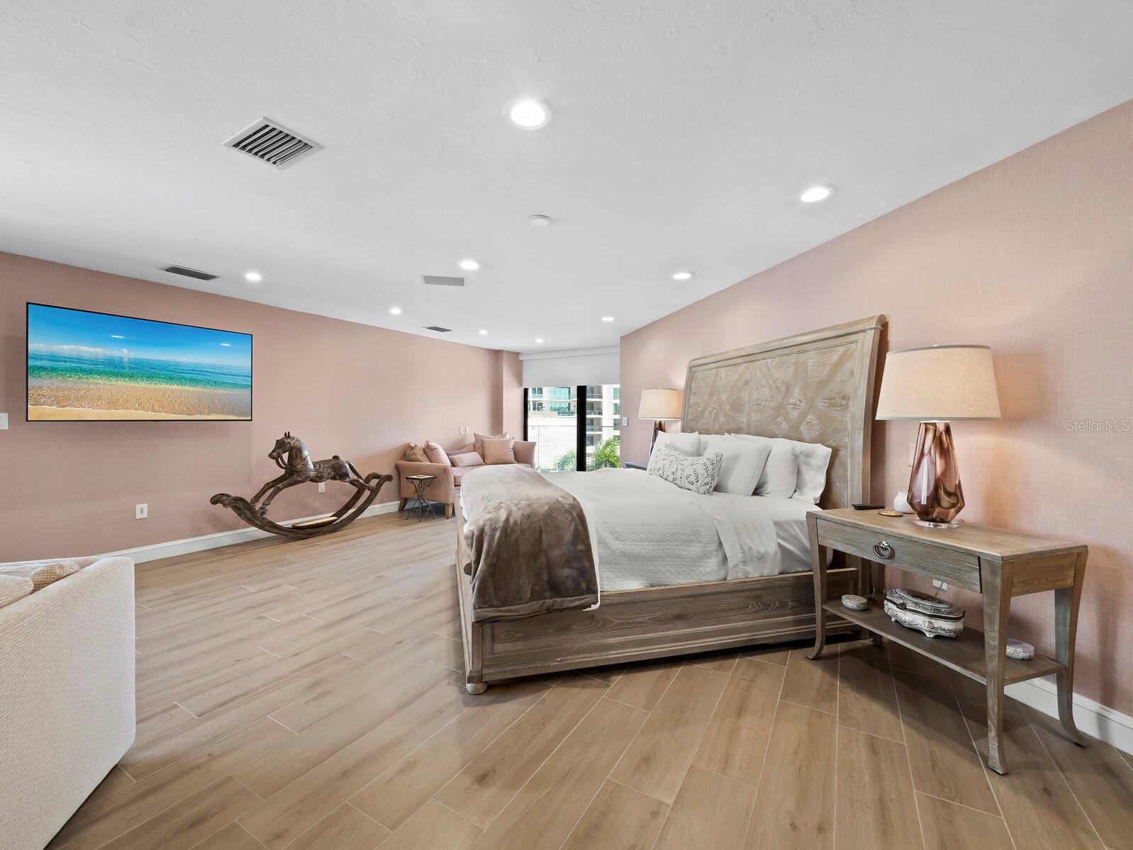 TENCON BEACH - Residential