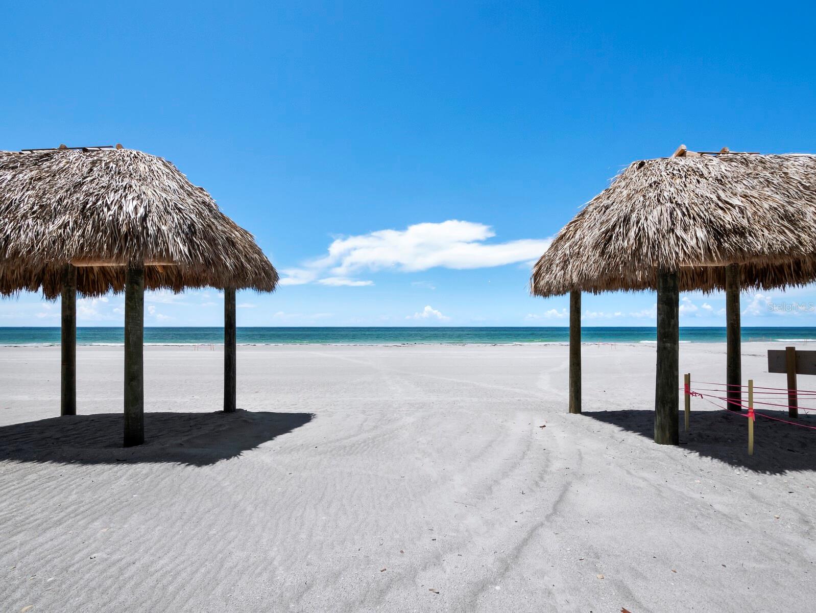 TENCON BEACH - Residential