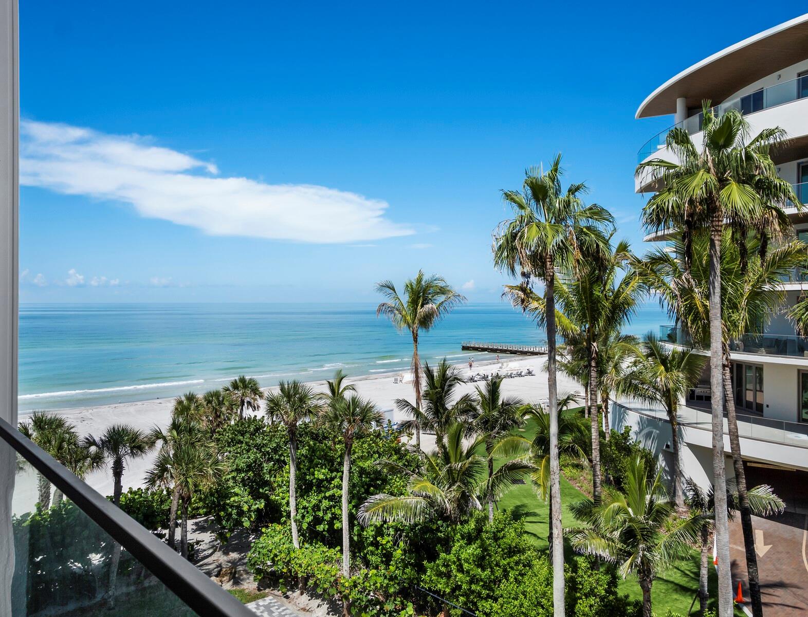 TENCON BEACH - Residential