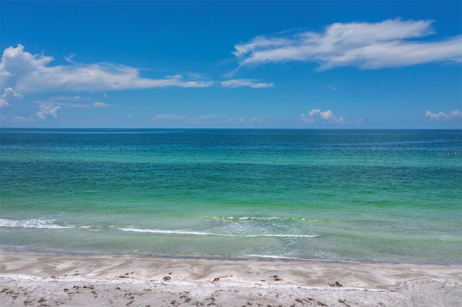 TENCON BEACH - Residential