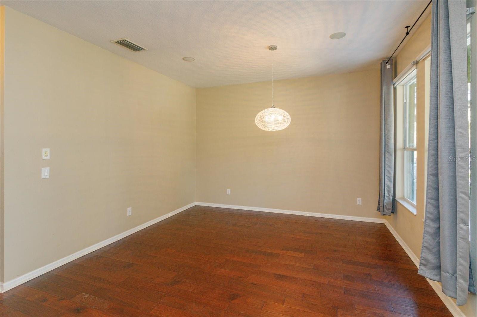 SIGNATURE LKS-PCL 01B - Residential